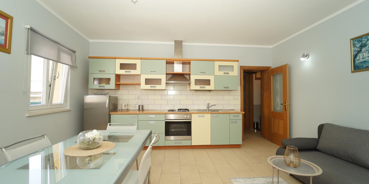 Apartment T&R